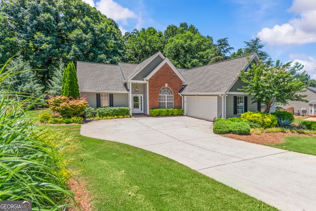 4652 Devencrest Lane, Buford, GA 30519