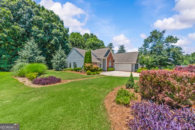 4652 Devencrest Lane, Buford, GA 30519