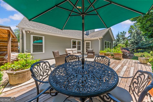 4652 Devencrest Lane, Buford, GA 30519