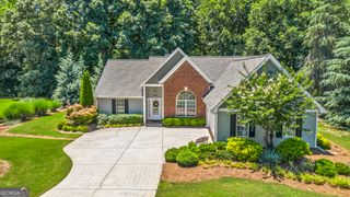 4652 Devencrest Lane, Buford, GA 30519