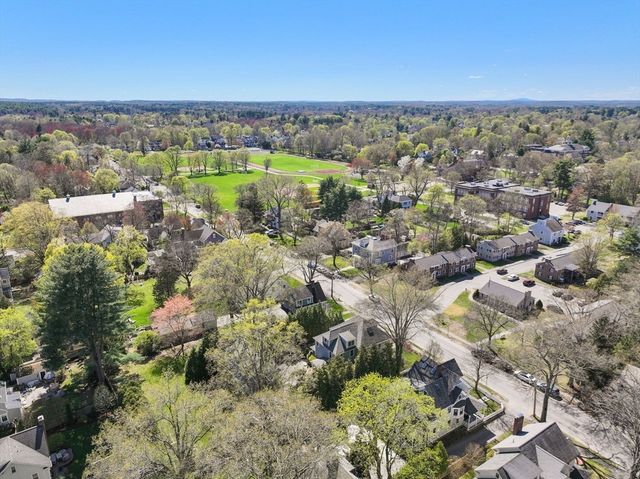 33 Everett Street, Concord, MA 01742