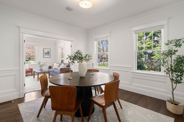 33 Everett Street, Concord, MA 01742