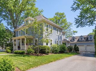 33 Everett Street, Concord, MA 01742