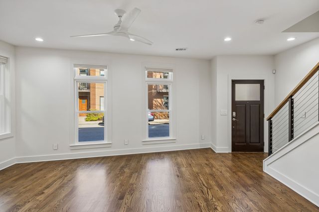 403 Van Buren St, Nashville, TN 37208