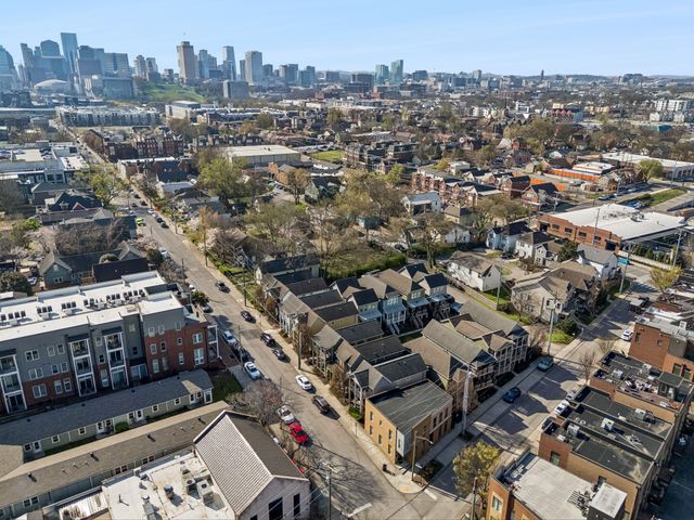 403 Van Buren St, Nashville, TN 37208
