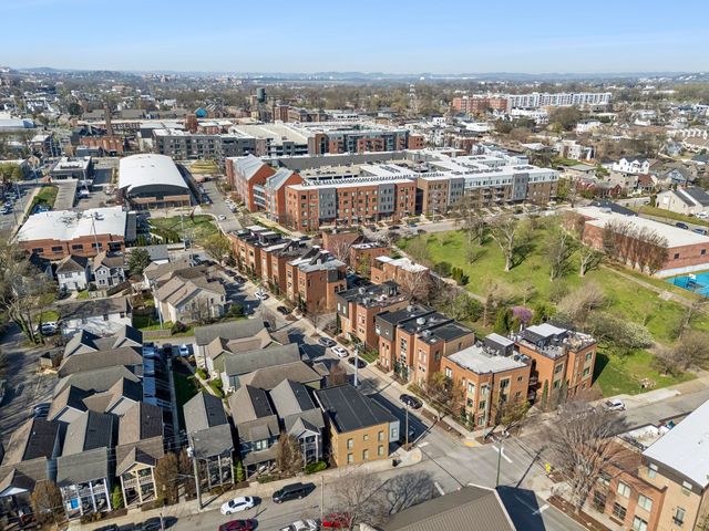 403 Van Buren St, Nashville, TN 37208