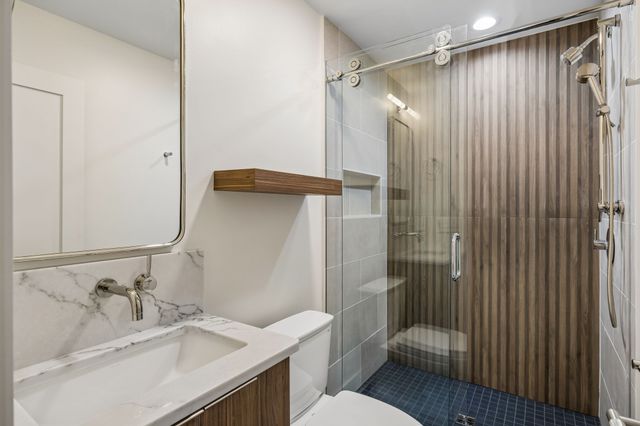 403 Van Buren St, Nashville, TN 37208