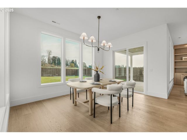 141 Se 24TH Ave, La Center, WA 98629