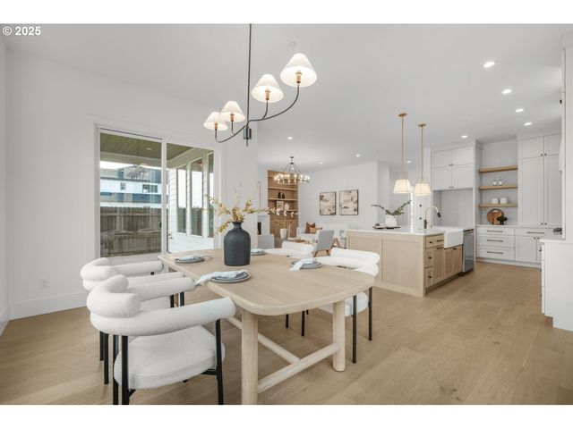 141 Se 24TH Ave, La Center, WA 98629