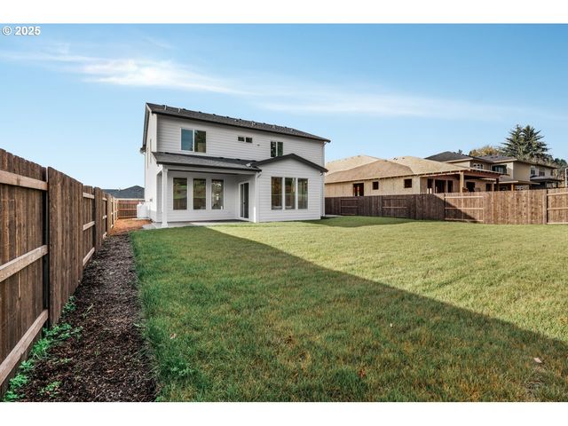 141 Se 24TH Ave, La Center, WA 98629