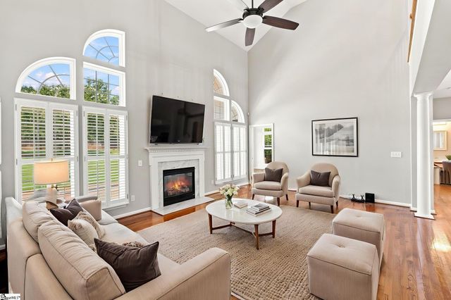 2 Noble Oaks Lane, Simpsonville, SC 29681