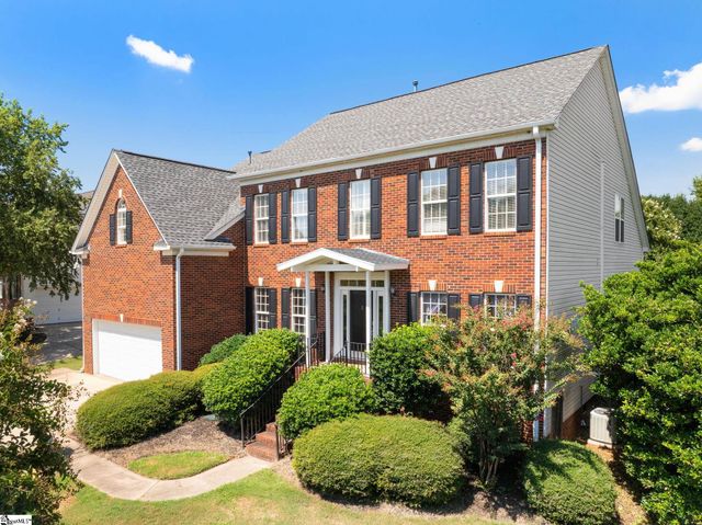 2 Noble Oaks Lane, Simpsonville, SC 29681
