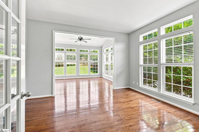 2 Noble Oaks Lane, Simpsonville, SC 29681