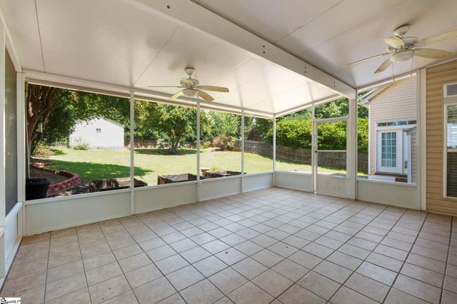 2 Noble Oaks Lane, Simpsonville, SC 29681