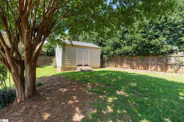 2 Noble Oaks Lane, Simpsonville, SC 29681