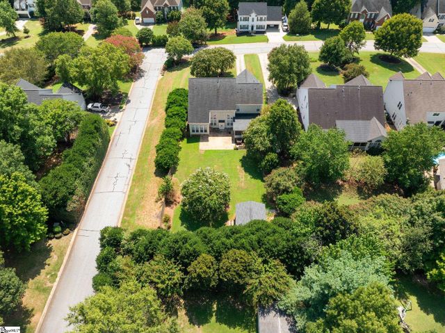 2 Noble Oaks Lane, Simpsonville, SC 29681