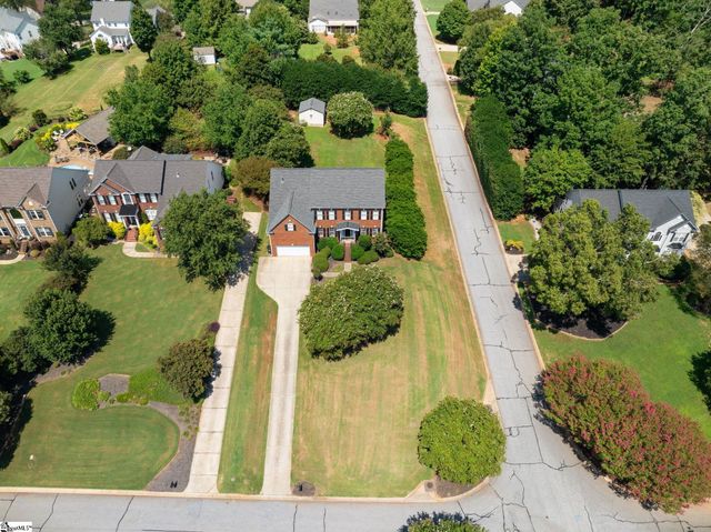 2 Noble Oaks Lane, Simpsonville, SC 29681