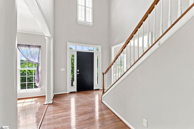 2 Noble Oaks Lane, Simpsonville, SC 29681