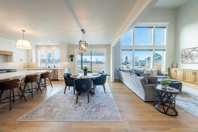 3014 STONE FENCE PLACE, Green Bay, WI 54311