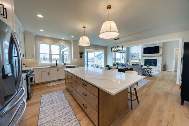 3014 STONE FENCE PLACE, Green Bay, WI 54311