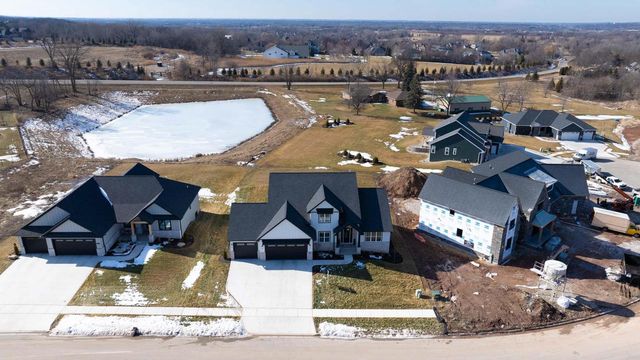 3014 STONE FENCE PLACE, Green Bay, WI 54311