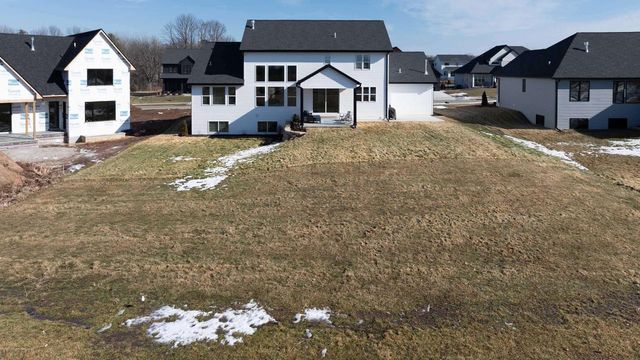 3014 STONE FENCE PLACE, Green Bay, WI 54311