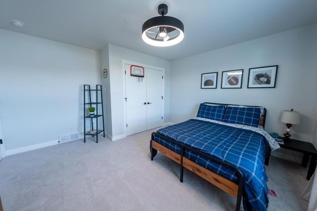 3014 STONE FENCE PLACE, Green Bay, WI 54311