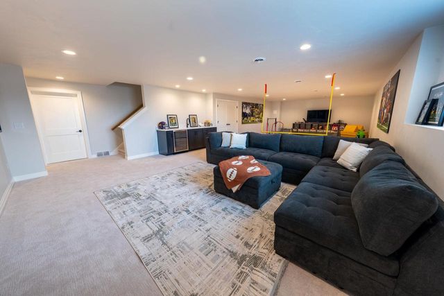 3014 STONE FENCE PLACE, Green Bay, WI 54311