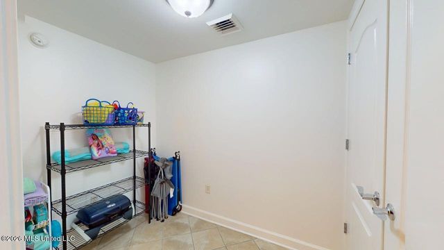 1200 Beach Drive, 503, Gulfport, MS 39507