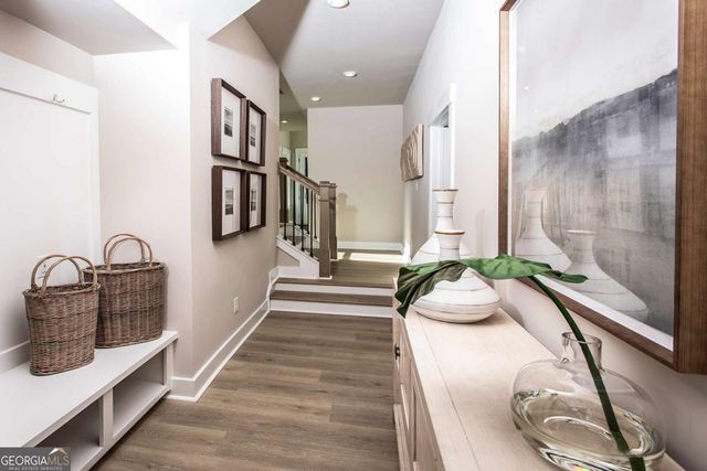 112 Bridgecrest Road 7, Roswell, GA 30075