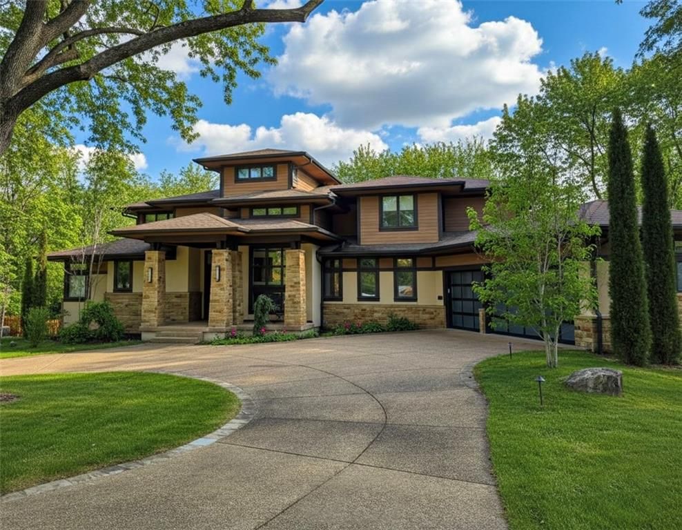 2615 W 98th Street, Leawood, KS 66206