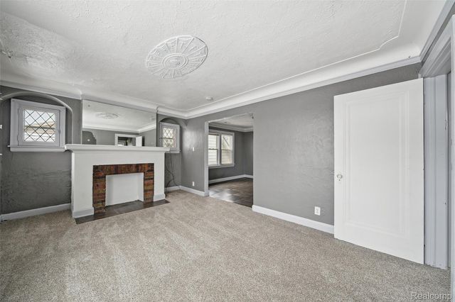 15886 Woodingham Drive, Detroit, MI 48238