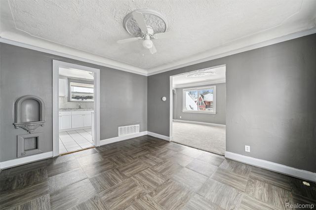 15886 Woodingham Drive, Detroit, MI 48238