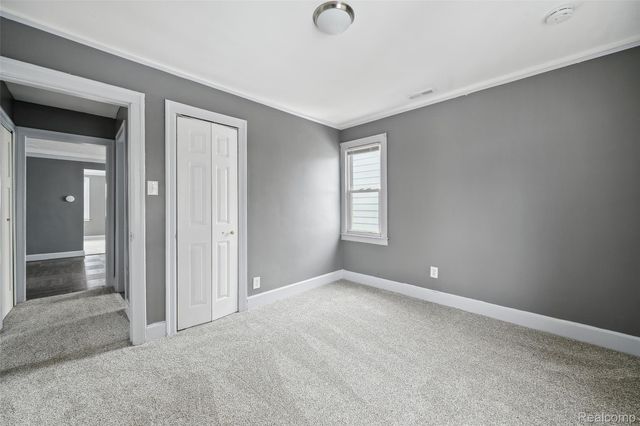 15886 Woodingham Drive, Detroit, MI 48238