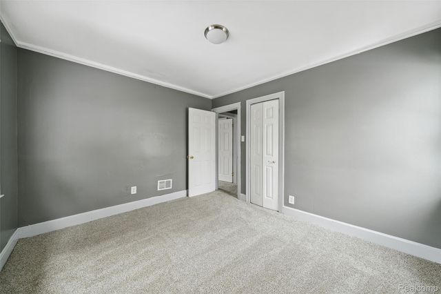 15886 Woodingham Drive, Detroit, MI 48238