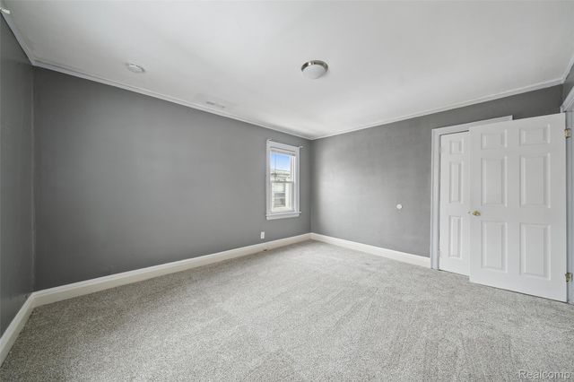 15886 Woodingham Drive, Detroit, MI 48238