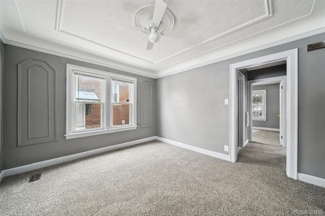 15886 Woodingham Drive, Detroit, MI 48238