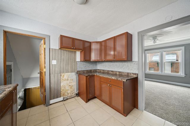 15886 Woodingham Drive, Detroit, MI 48238