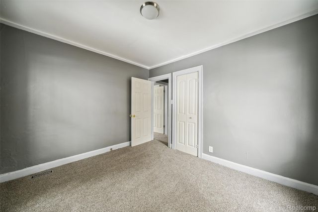 15886 Woodingham Drive, Detroit, MI 48238