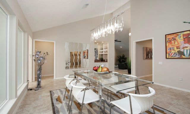 2110 Woodland Park Drive, Houston, TX 77077