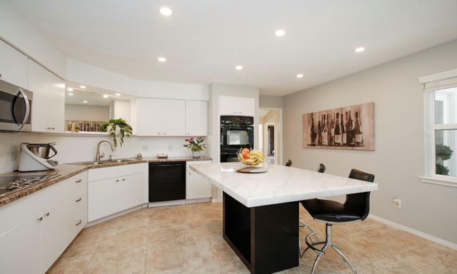 2110 Woodland Park Drive, Houston, TX 77077