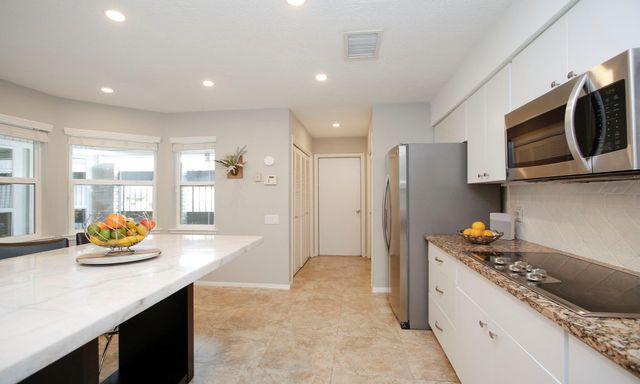 2110 Woodland Park Drive, Houston, TX 77077