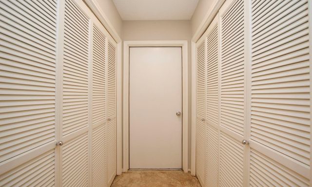 2110 Woodland Park Drive, Houston, TX 77077