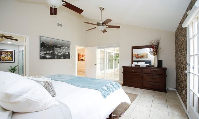 2110 Woodland Park Drive, Houston, TX 77077