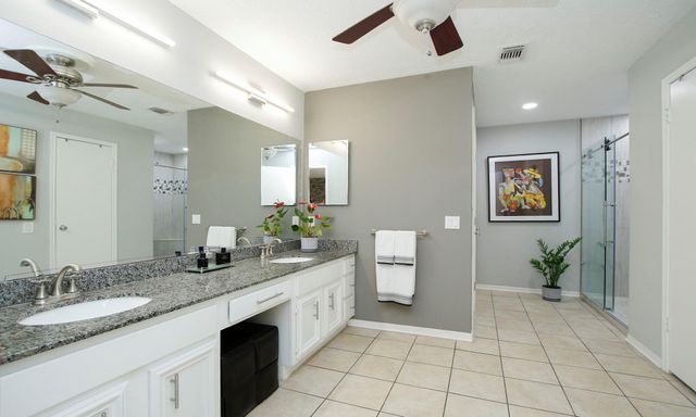 2110 Woodland Park Drive, Houston, TX 77077