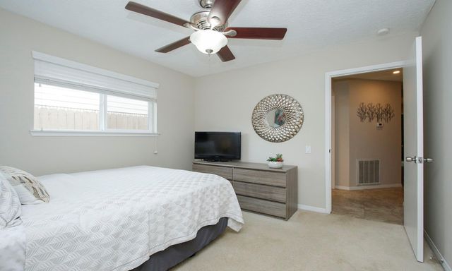 2110 Woodland Park Drive, Houston, TX 77077