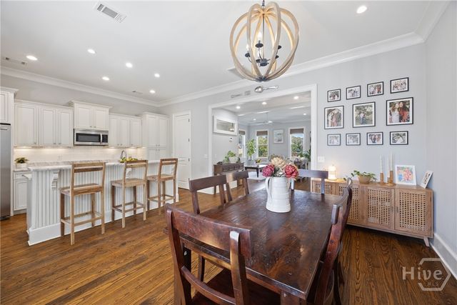 203 E 56th Street, Savannah, GA 31405