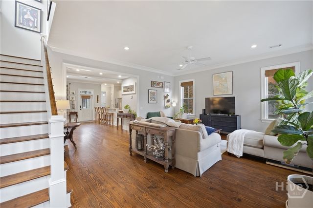 203 E 56th Street, Savannah, GA 31405