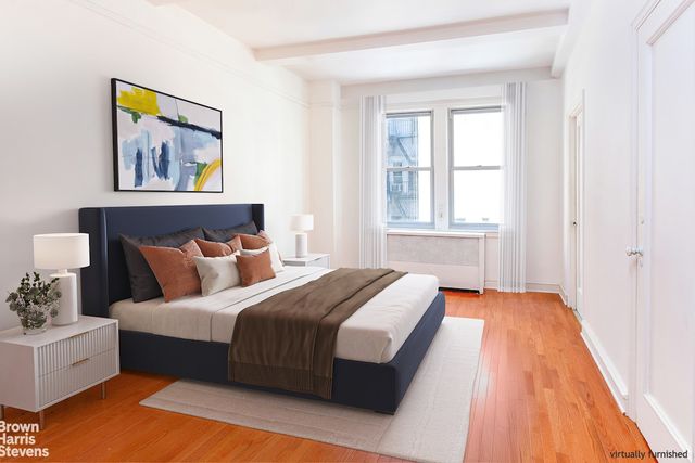 27 W 55th St Apt 44, New York City, NY 10019