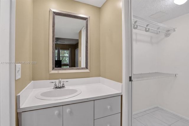 4030 W Palm Aire Dr 105, Pompano Beach, FL 33069